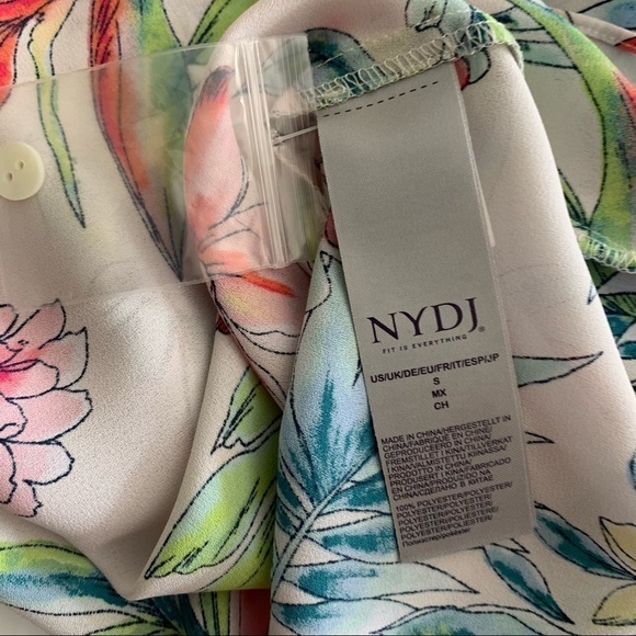 NYDJ Perfect Blouse Tropical Garden Floral - Picture 8 of 9